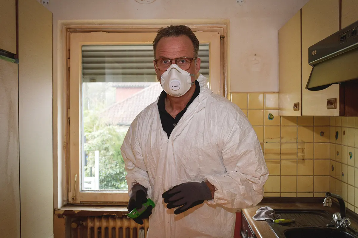 Asbest-Pak-Sachverstaendiger-Schadstoffsanierer-Schadstoffanalyse-Beprobung-vor-Ort